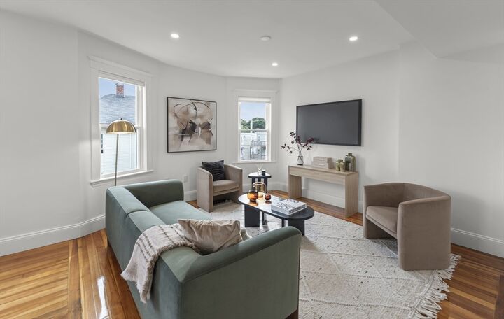 Property Photo:  334 Centre St 101  MA 02122 