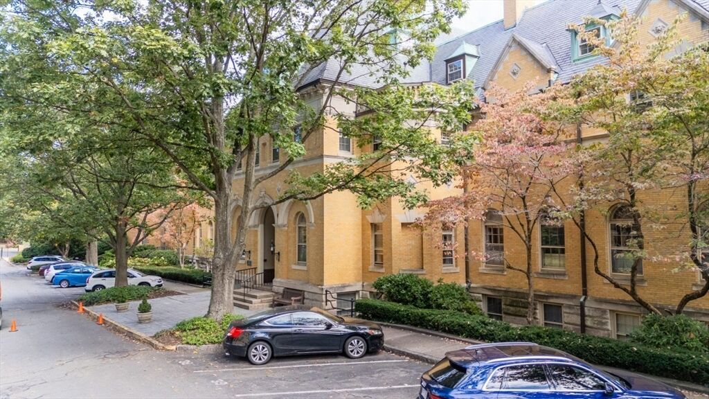Property Photo: 60 Glen Rd 101 MA 02445