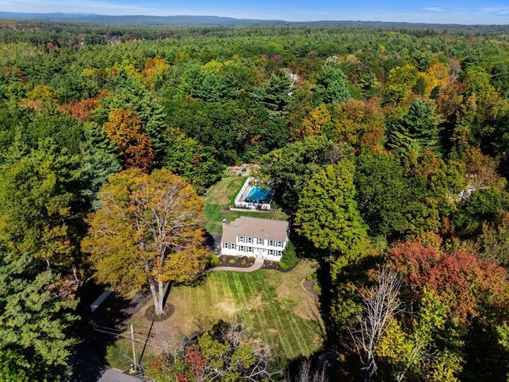 Property Photo:  19 Sartelle St  MA 01463