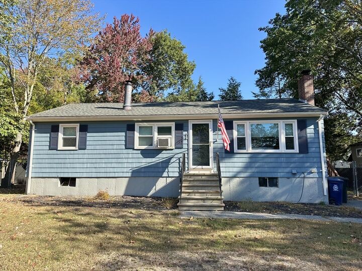 30 Everett Avenue  Wilmington MA 01887 photo