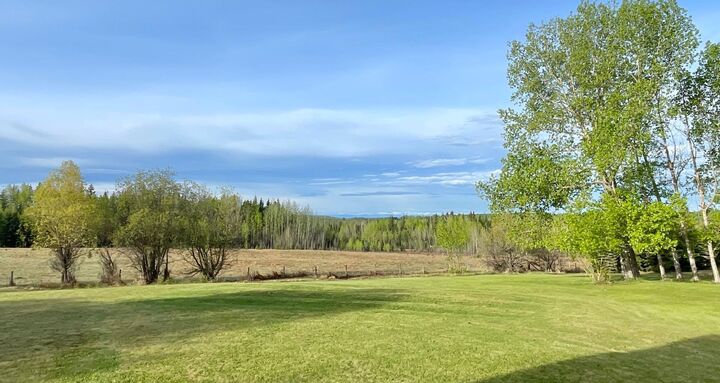 Property Photo: 6701 15 Avenue AB T7E 1S3