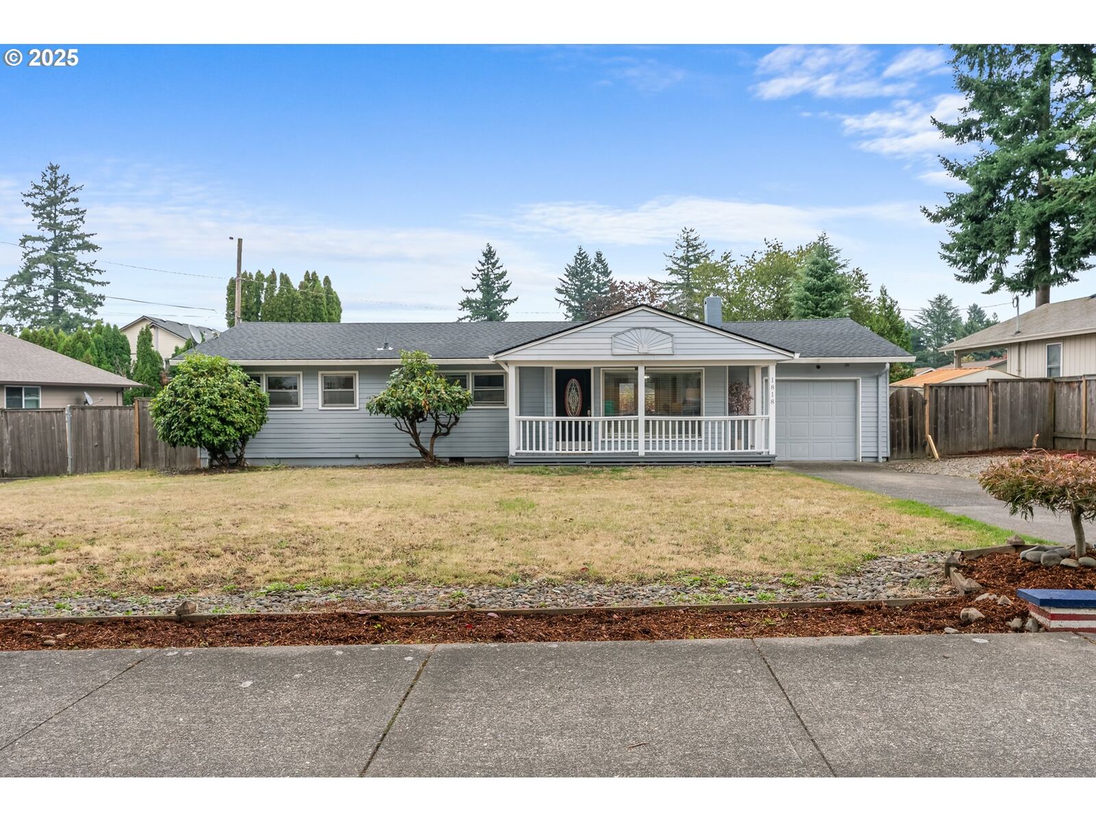 Property Photo: 1818 NE 156th Ave OR 97230