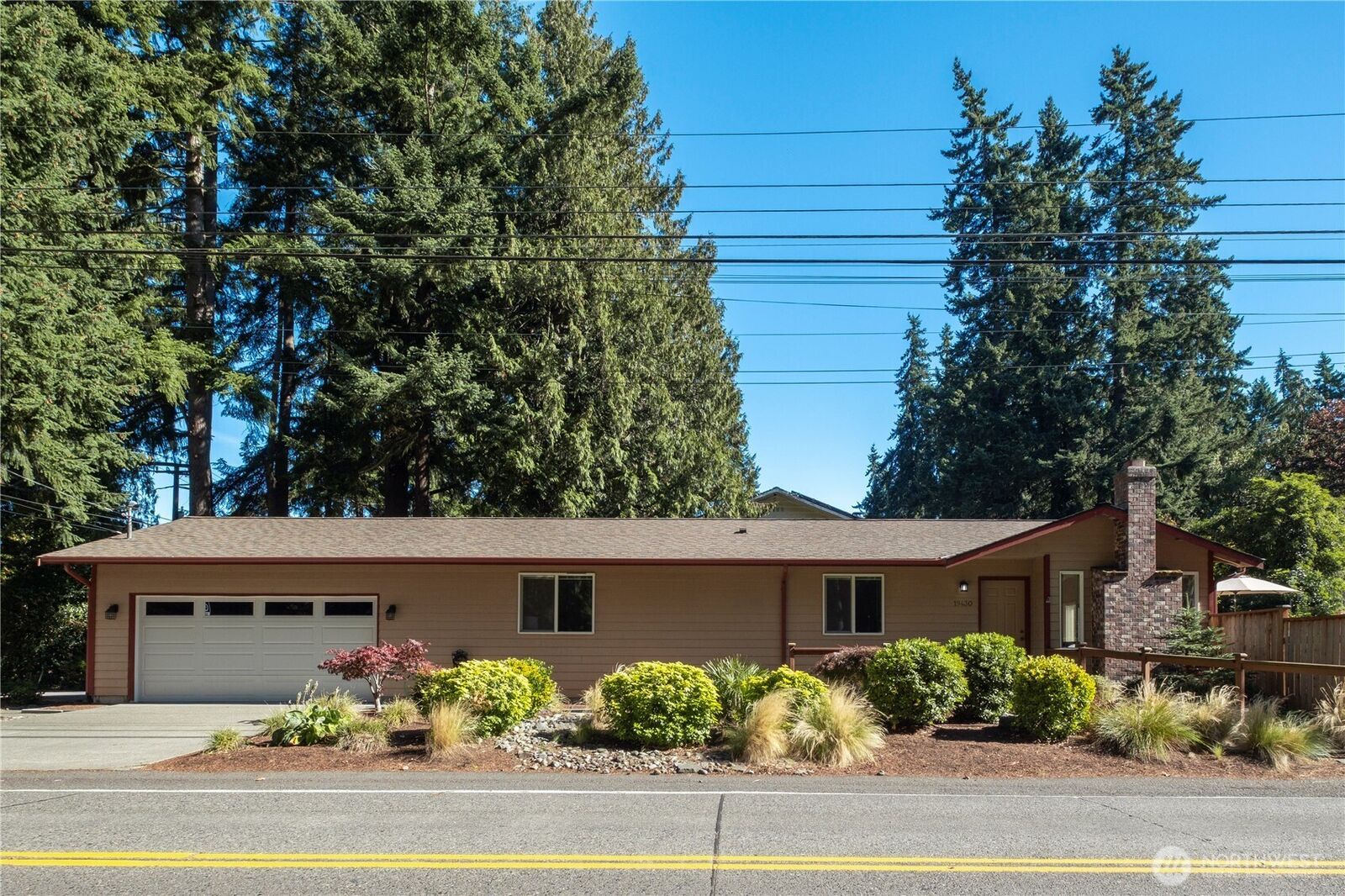 Property Photo: 19430 Fremont Avenue N WA 98133