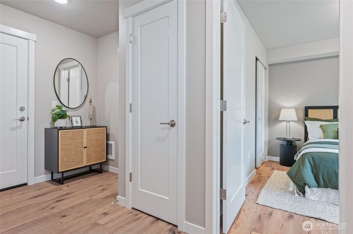 Property Photo: 14424 Madison Way G3 WA 98087