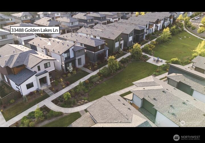 Property Photo:  33488  Golden Lakes Lane  WA 98010 