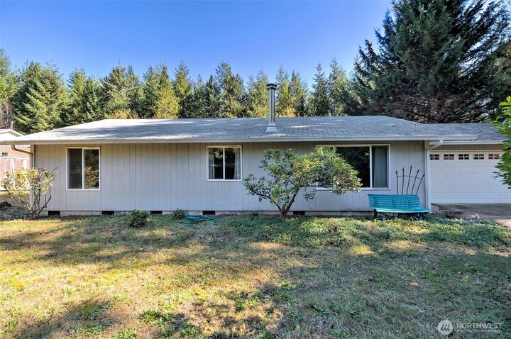 Property Photo: 150 E Peaceful Place WA 98546