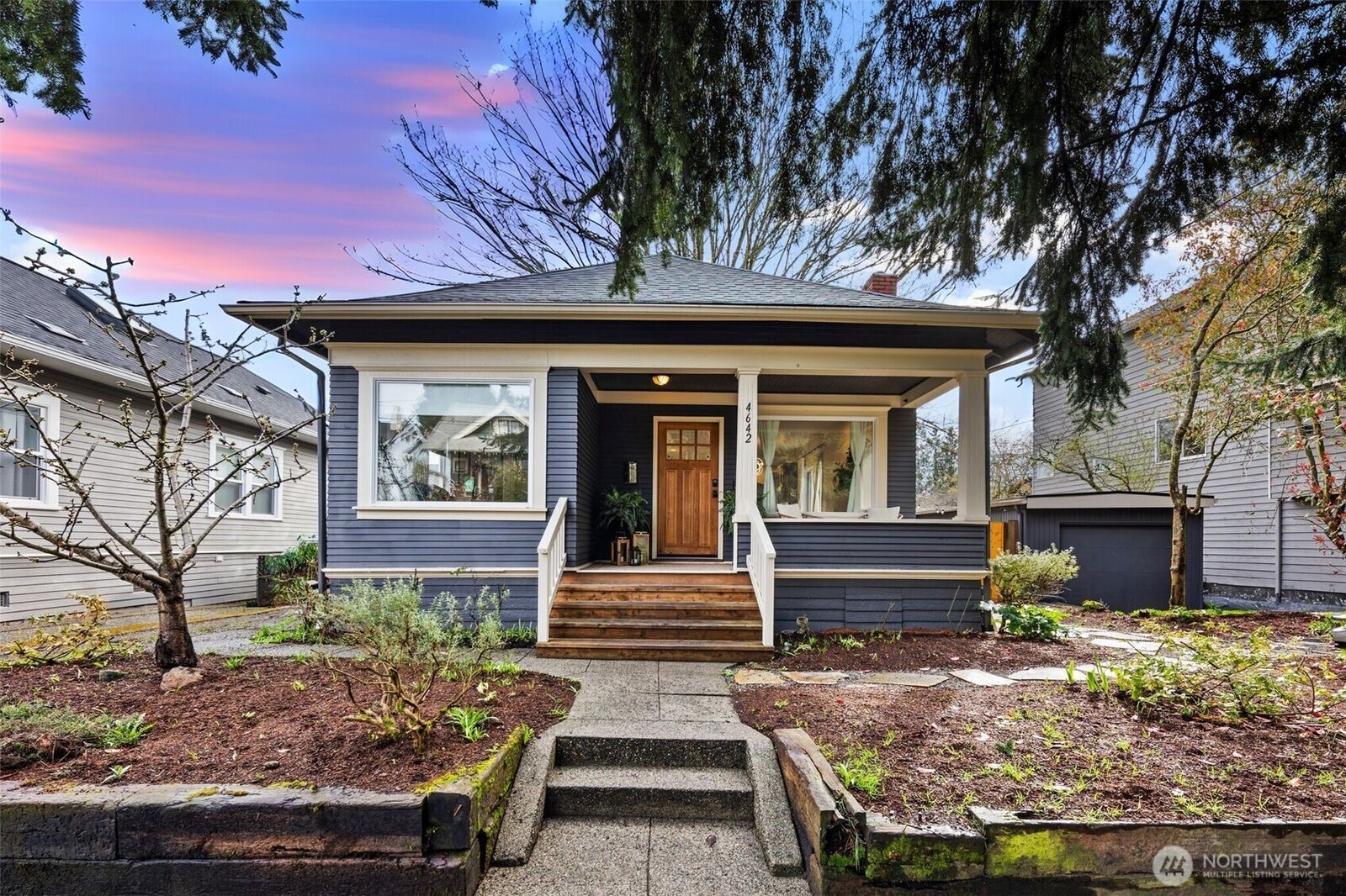 Property Photo:  4642  Eastern Avenue N  WA 98103 
