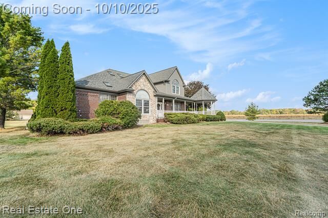 Property Photo:  18501 Henry Court  MI 48096