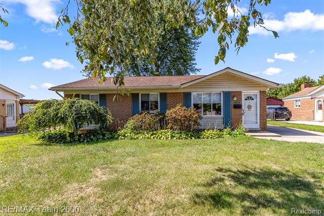 Property Photo: 7085 London Court MI 48187
