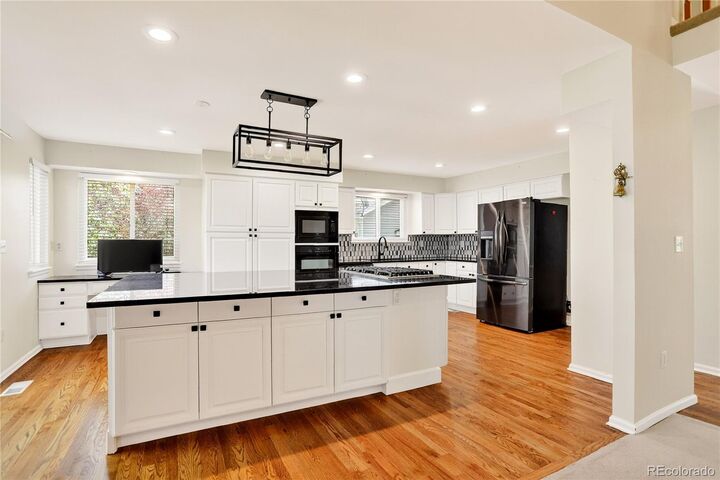 Property Photo:  7041 Chestnut Hill Trail  CO 80130 