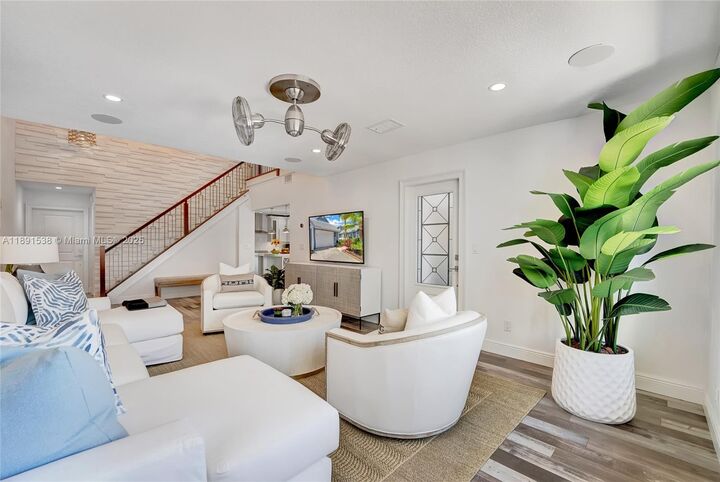 Property Photo:  203 Ocean Dunes Cir 0  FL 33477 