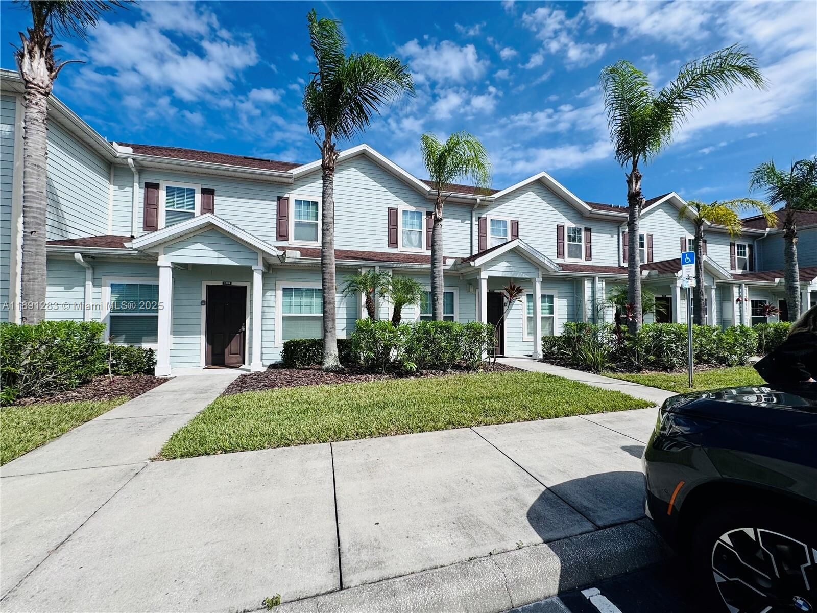 Property Photo:  3207 Oyster Ln  FL 34747 