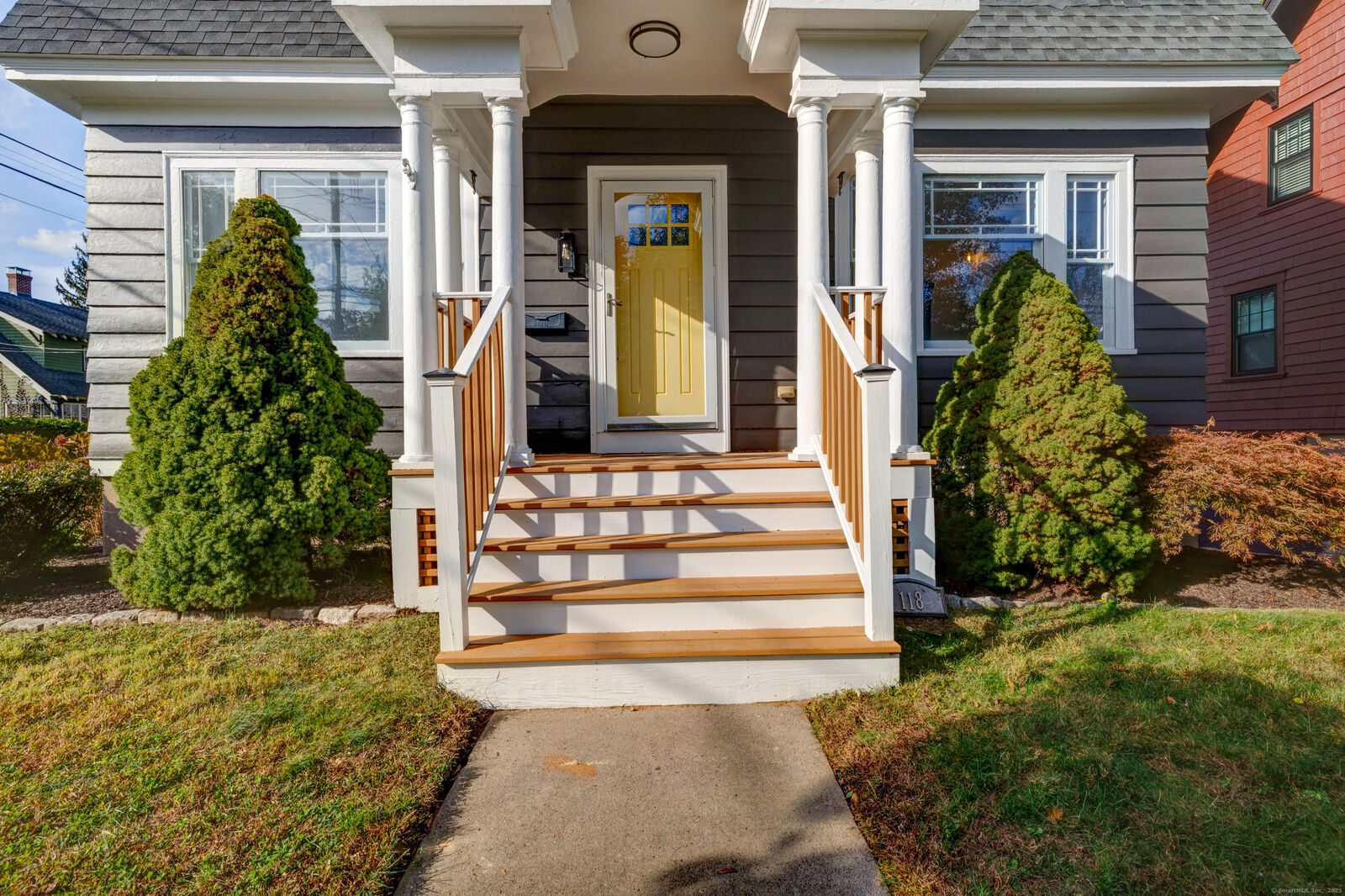 Property Photo:  118 Church Street  CT 06109 