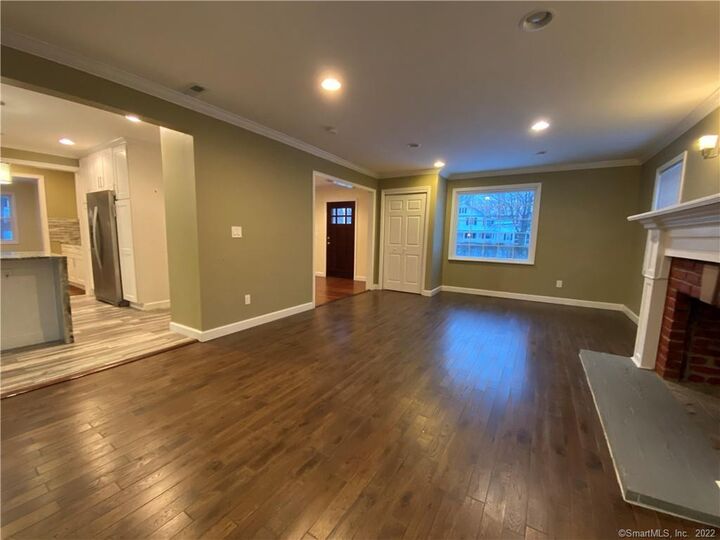 Property Photo:  201 West Norwalk Road  CT 06850 