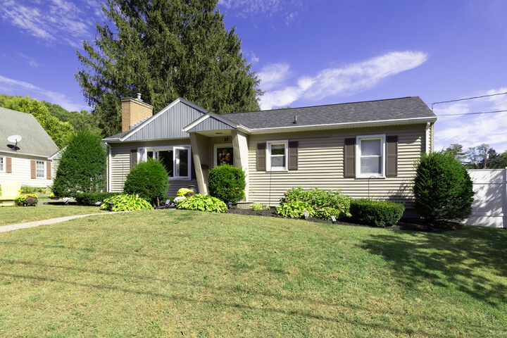 Property Photo:  84 Steele Road  CT 06010 