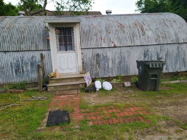 Property Photo: 17 Sylvester Street CT 06360