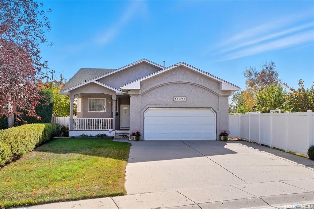 Property Photo:  639 Budz Crescent  SK S7N 4N6