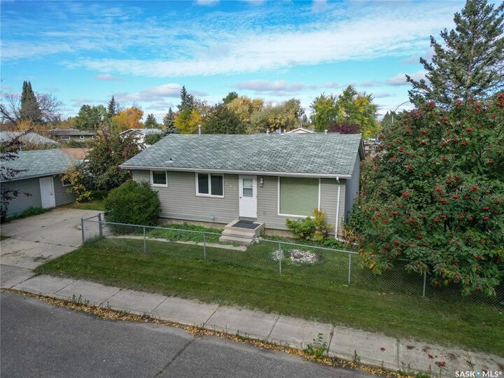 165 Macdowall Crescent  Prince Albert SK S6V 6N4 photo