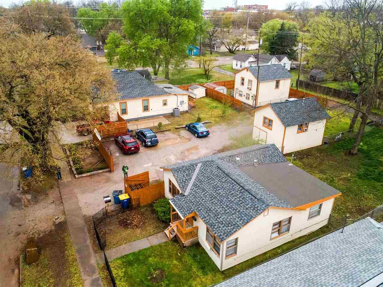 Property Photo: 234 And 234 1/2 S Lowry Street 228 S. Lowry &Amp 228 1/2 S L OK 74075