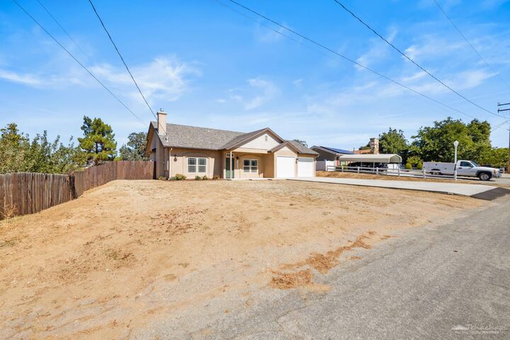 Property Photo:  19809 Meadows Road  CA 93561 