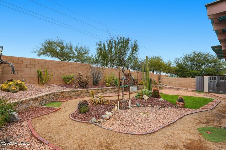 Property Photo:  760 W Rio Teras  AZ 85614 