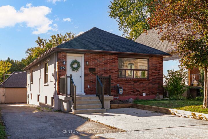 26 Alyward Street  Toronto ON M6M 3L2 photo
