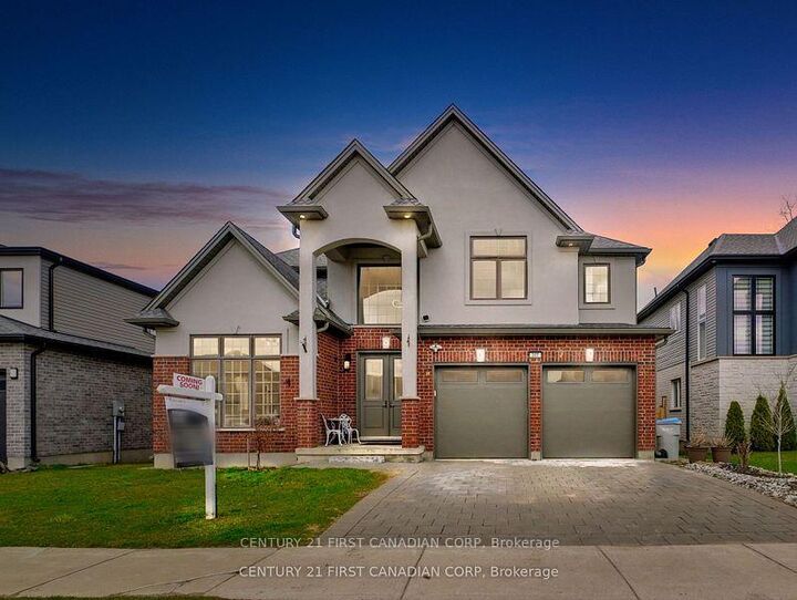 Property Photo: 207 Union Avenue ON N0L 1R0