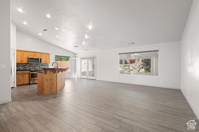 Property Photo: 1630 E 2450 S 281 UT 84790