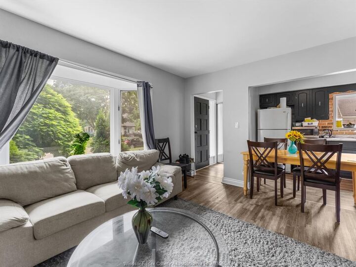 Property Photo: 1017 Merritt Drive ON N9B 3G5