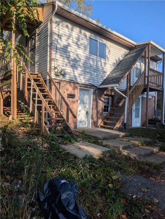 Property Photo: 138 Oak St PA 15301