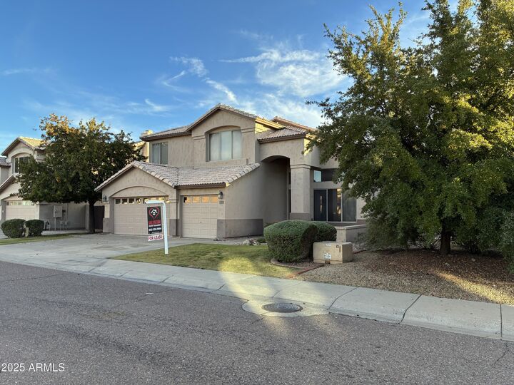 Property Photo: 341 W Helena Drive AZ 85023
