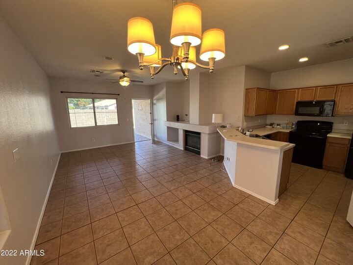 Property Photo: 14390 W Weldon Avenue AZ 85395