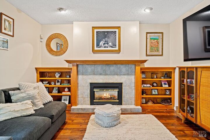 Property Photo: 2635 Canterbury Drive CA 95405