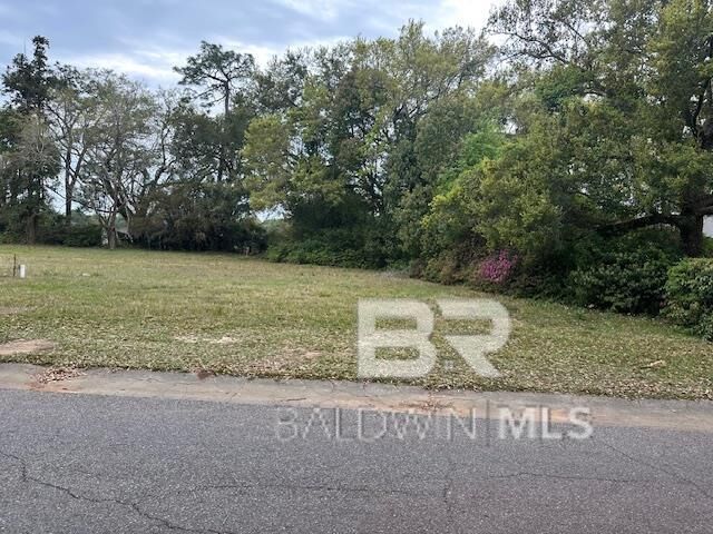 Property Photo: 416 Fairwood Boulevard AL 36532