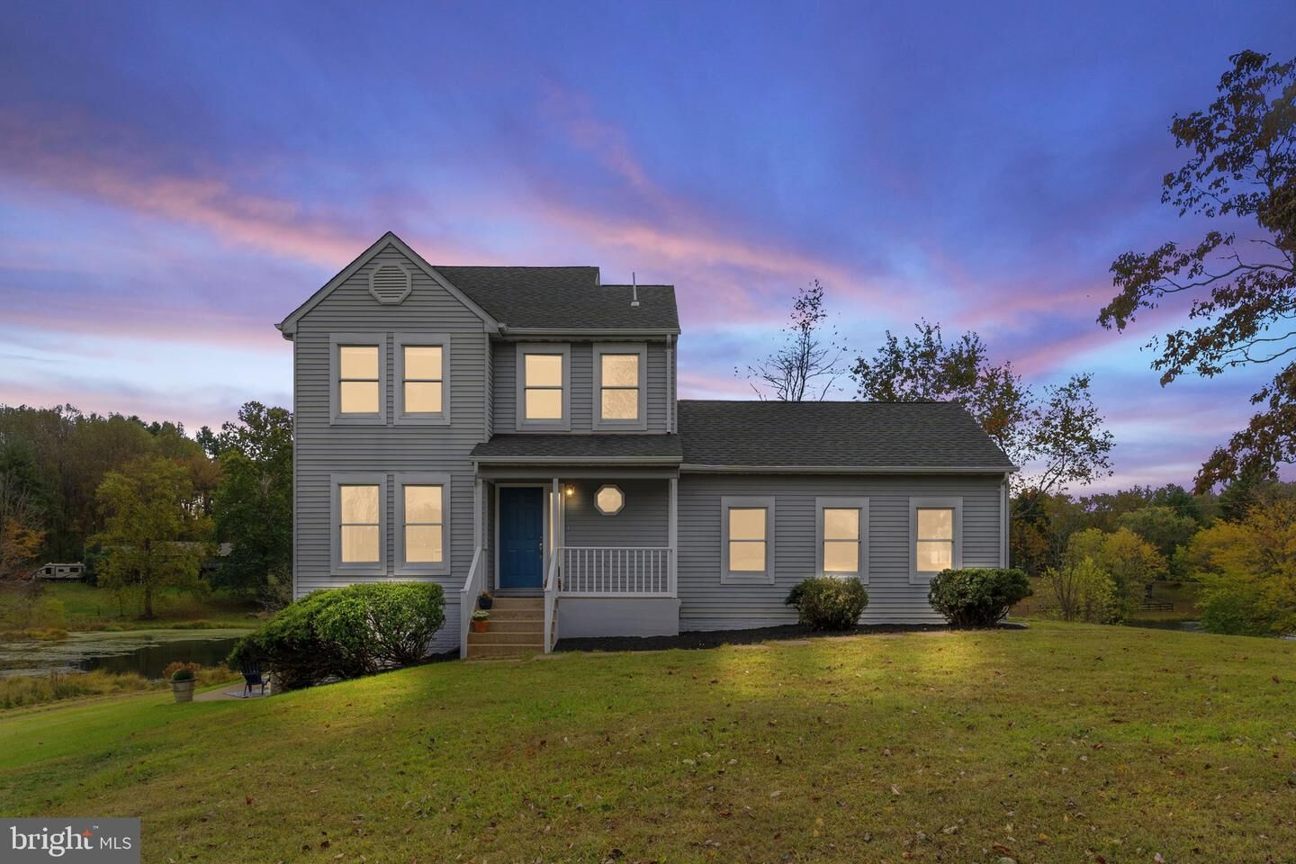 Property Photo:  10637 Crest Hill Road  VA 20115 