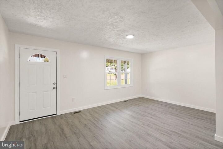 Property Photo: 404 Newell Street VA 22401