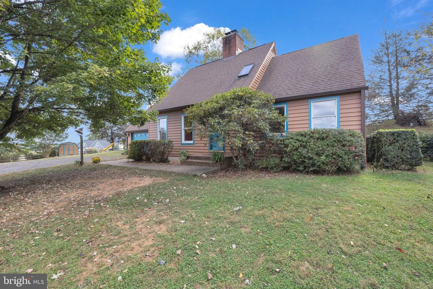 Property Photo: 8729 Green Road VA 20187