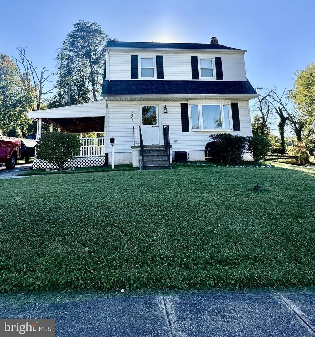 Property Photo: 1207 Oakland Terrace Road MD 21227