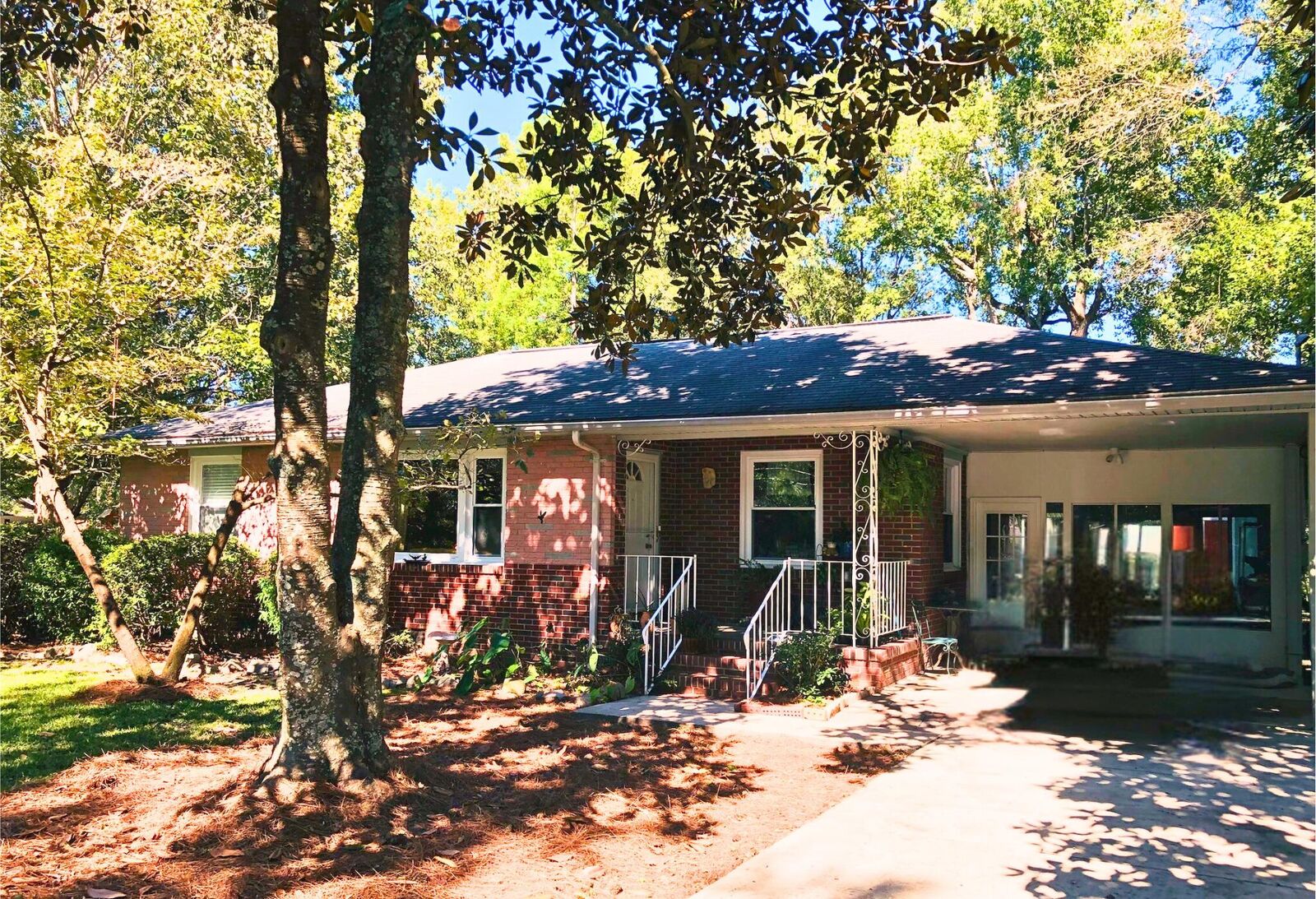 Property Photo: 2762 Mawood Avenue SC 29406