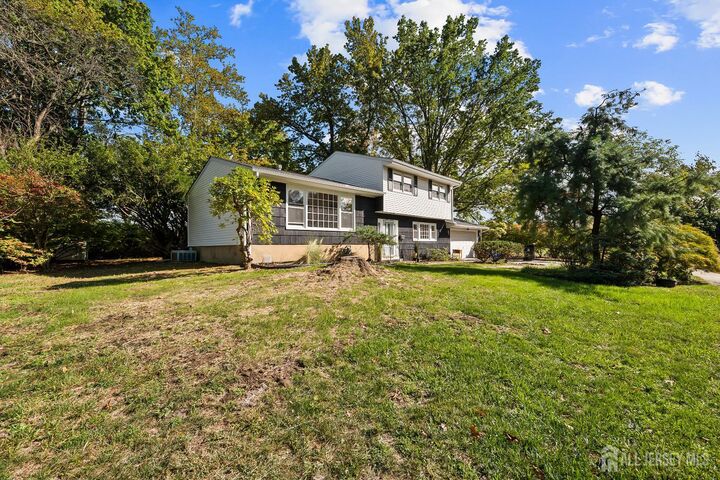 Property Photo:  7 Hamlin Road  NJ 08816 