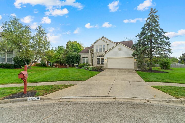 Property Photo: 1066 Celosia Court OH 43068