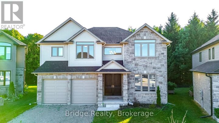 Photo de la propriété: 133 Birdie Court East ON N4T 0N3