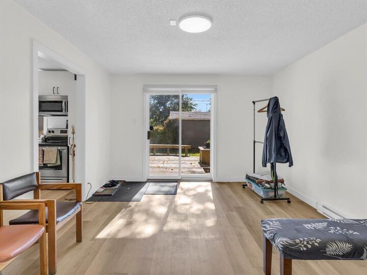 Property Photo: 261 Des Meurons Street MB R2H 2M9