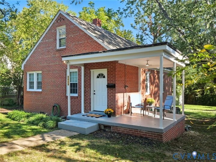 Property Photo: 6608 W Grace Street VA 23226