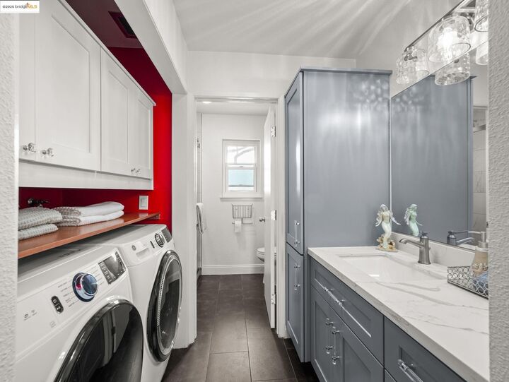 Property Photo:  2106 Otis Dr D  CA 94501 