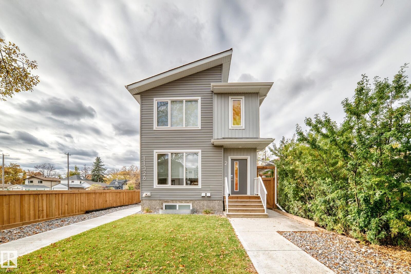 Property Photo: 11326 95A Street NW 2 AB T5G 1P1