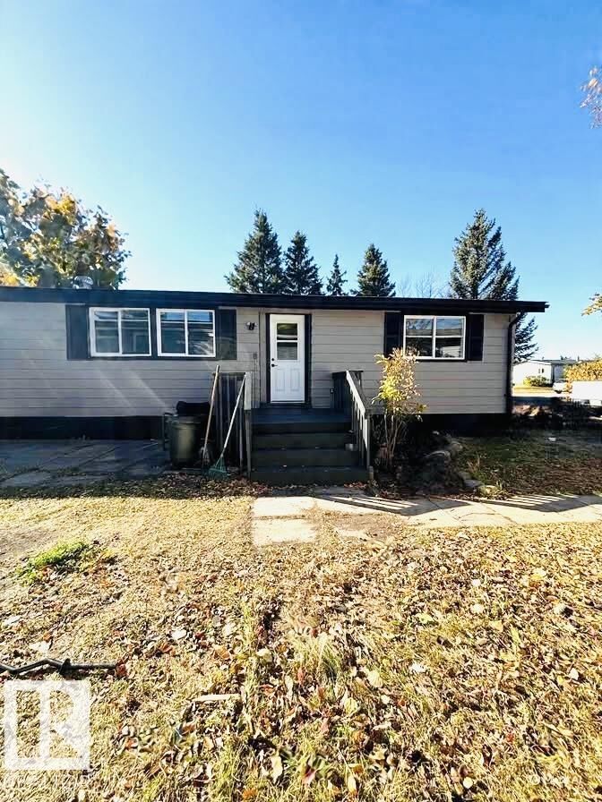 13 Maple Terrace NW  Edmonton AB T6P 1H8 photo