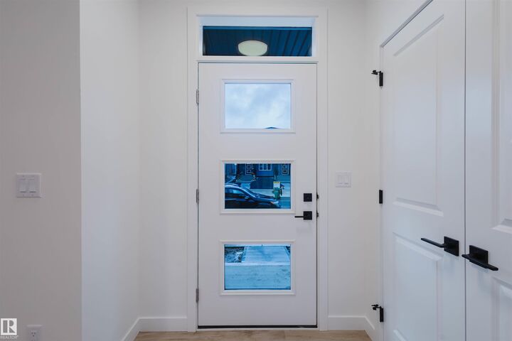 Property Photo:  2130 Crossbill Lane NW  AB T5S 0W3 