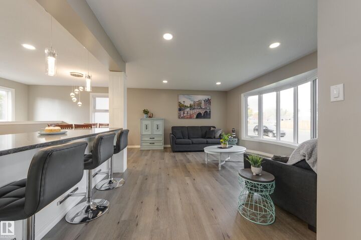 Property Photo: 16107 80 Avenue NW AB T5R 3M5