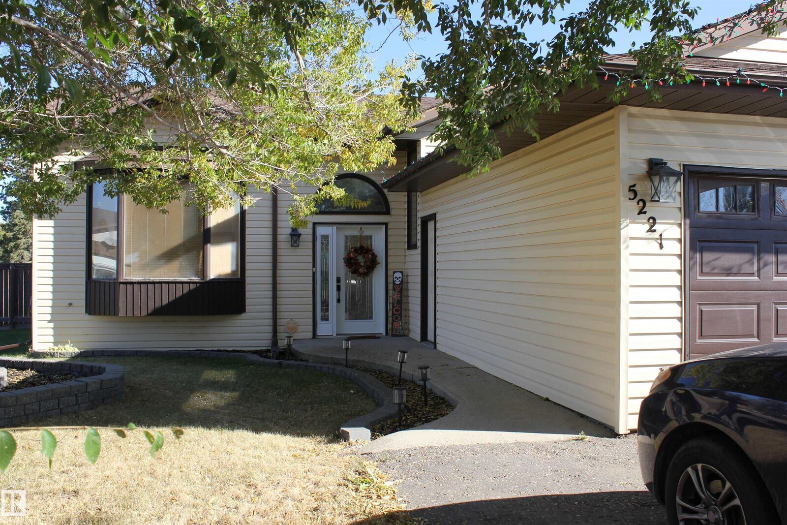 Property Photo:  5221 54A Street  AB T0A 1A0 
